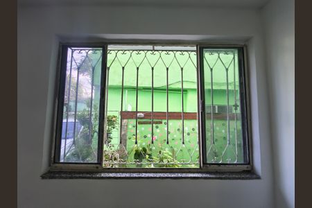 Janela - Sala de casa para alugar com 1 quarto, 43m² em Taquara, Rio de Janeiro