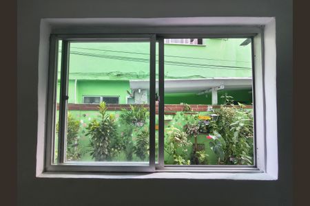 Casa para alugar com 43m², 1 quarto e sem vaga Casa para alugar com 43m², 1 quarto e sem vagaJanela - Quarto 1