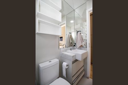 Apartamento para alugar com 60m², 1 quarto e 2 vagasBanheiro da Suíte