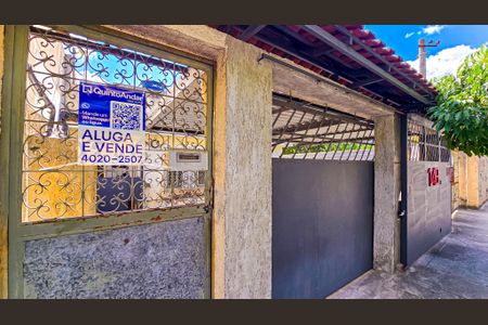 Apartamento para alugar com 60m², 2 quartos e sem vagaFachada com placa