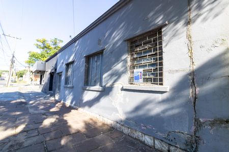 Casa para alugar com 154m², 3 quartos e 2 vagas Casa para alugar com 154m², 3 quartos e 2 vagasFachada