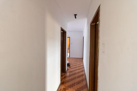 Casa para alugar com 154m², 3 quartos e 2 vagas Casa para alugar com 154m², 3 quartos e 2 vagasCorredor