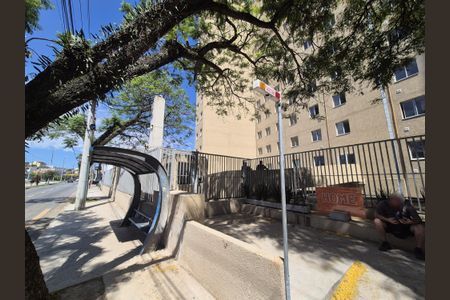 Apartamento para alugar com 37m², 2 quartos e 1 vaga Apartamento para alugar com 37m², 2 quartos e 1 vagaFachada