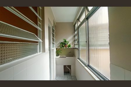 Apartamento à venda com 86m², 3 quartos e 1 vagaÁrea de Serviço