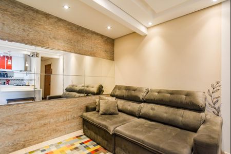 Sala de apartamento à venda com 2 quartos, 52m² em Vila Palmares, Santo André