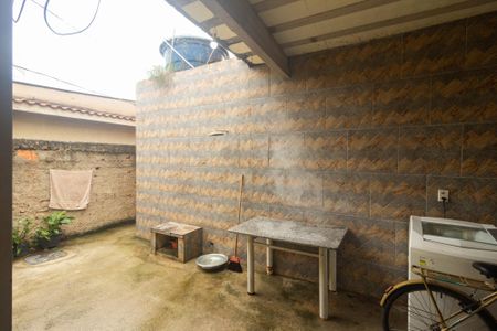 Vista da Sala/Quarto de casa para alugar com 1 quarto, 120m² em Inhoaíba, Rio de Janeiro