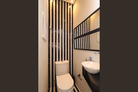 Apartamento à venda com 103m², 2 quartos e 1 vaga Apartamento à venda com 103m², 2 quartos e 1 vagaLavabo