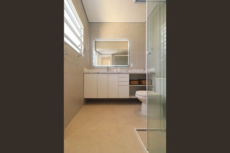 Apartamento à venda com 103m², 2 quartos e 1 vaga Apartamento à venda com 103m², 2 quartos e 1 vagaBanheiro da Suíte 1