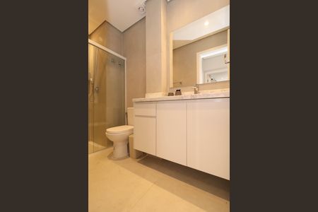 Apartamento à venda com 103m², 2 quartos e 1 vaga Apartamento à venda com 103m², 2 quartos e 1 vagaBanheiro da Suíte 2