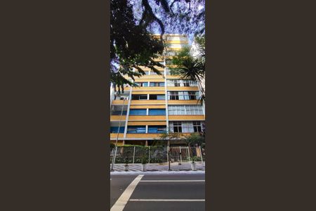 Apartamento à venda com 103m², 2 quartos e 1 vaga Apartamento à venda com 103m², 2 quartos e 1 vagaFachada