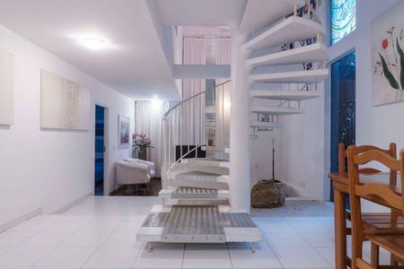 Casa à venda com 4 quartos, 369m² em Pompeia, São Paulo