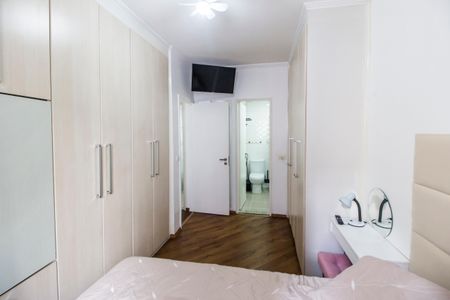 Apartamento à venda com 72m², 3 quartos e 2 vagasSuíte