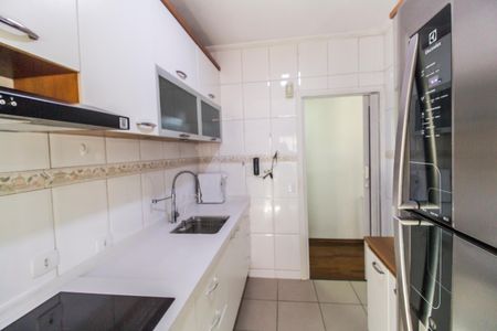 Apartamento à venda com 72m², 3 quartos e 2 vagasCozinha