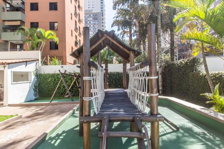 Apartamento à venda com 72m², 3 quartos e 2 vagasÁrea comum - Playground