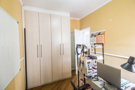 Apartamento à venda com 72m², 3 quartos e 2 vagasQuarto 3