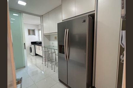 Apartamento para alugar com 216m², 2 quartos e 3 vagasCozinha 