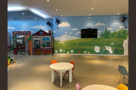 Apartamento para alugar com 216m², 2 quartos e 3 vagasÁrea comum - Brinquedodeca