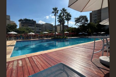 Apartamento para alugar com 216m², 2 quartos e 3 vagasÁrea comum - Piscina