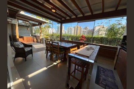 Apartamento para alugar com 216m², 2 quartos e 3 vagasÁrea gourmet