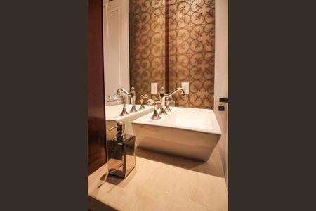 Apartamento para alugar com 216m², 3 quartos e 3 vagasLavabo