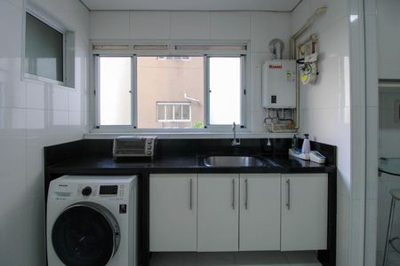 Apartamento para alugar com 216m², 3 quartos e 3 vagasÁrea de Serviço