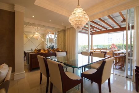 Apartamento para alugar com 216m², 3 quartos e 3 vagasSala de Jantar