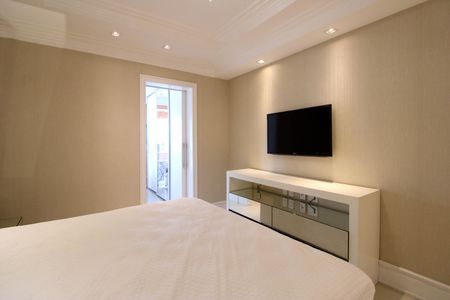 Apartamento para alugar com 216m², 3 quartos e 3 vagasSuíte 2