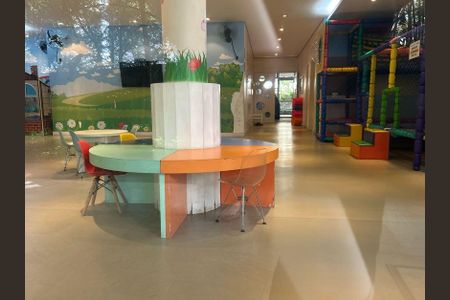 Apartamento para alugar com 216m², 2 quartos e 3 vagasÁrea comum - Brinquedodeca