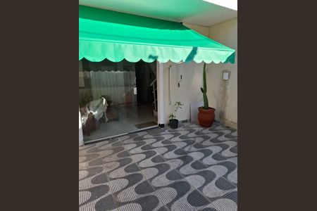 Casa de condomínio para alugar com 120m², 2 quartos e 1 vagaÁrea externa