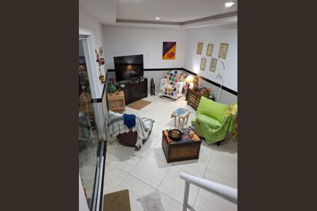 Sala de casa de condomínio para alugar com 2 quartos, 120m² em Ilha de Guaratiba, Rio de Janeiro