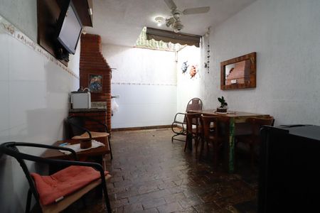 Casa de condomínio à venda com 100m², 2 quartos e 1 vagaEspaço Gourmet