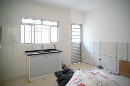 Sala/Cozinha de casa para alugar com 1 quarto, 27m² em Sacoma, São Paulo