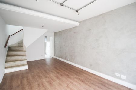 Sala de casa para alugar com 2 quartos, 125m² em Vila Olímpia, São Paulo