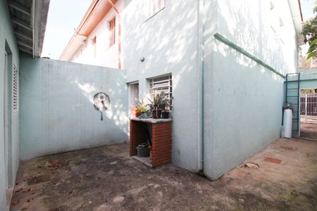 Casa para alugar com 125m², 2 quartos e 1 vagaQuintal