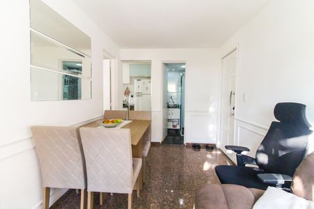 Sala de apartamento para alugar com 2 quartos, 42m² em Cidade Líder, São Paulo