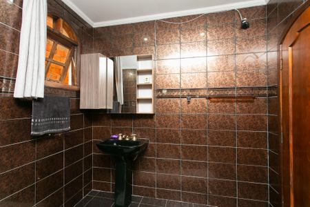 Casa para alugar com 200m², 3 quartos e 2 vagasBanheiro da Suíte 1 