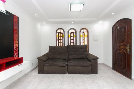 Casa para alugar com 200m², 3 quartos e 2 vagasSala