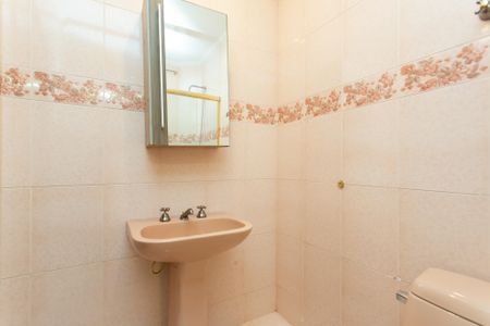 Casa para alugar com 200m², 3 quartos e 2 vagasBanheiro da Suíte 2 