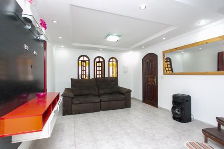 Sala de casa à venda com 3 quartos, 200m² em Conjunto Habitacional Aguia de Haia, São Paulo