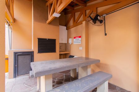 Apartamento para alugar com 60m², 2 quartos e 1 vagaÁrea comum - Churrasqueira