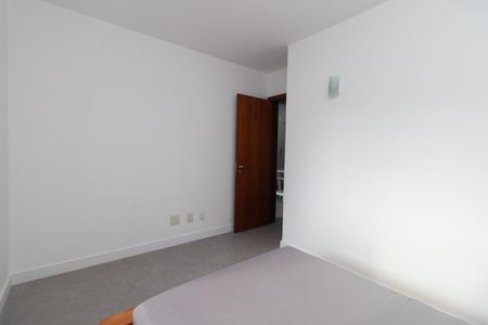 Quarto 1 de apartamento para alugar com 2 quartos, 60m² em Partenon, Porto Alegre