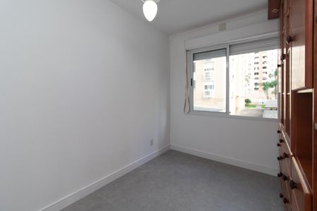 Quarto 2 de apartamento para alugar com 2 quartos, 60m² em Partenon, Porto Alegre