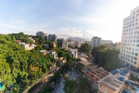 Apartamento à venda com 65m², 2 quartos e 1 vaga Apartamento à venda com 65m², 2 quartos e 1 vagaVista da Sala