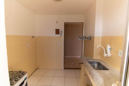 Apartamento à venda com 65m², 2 quartos e 1 vaga Apartamento à venda com 65m², 2 quartos e 1 vagaCozinha e Área de Serviço