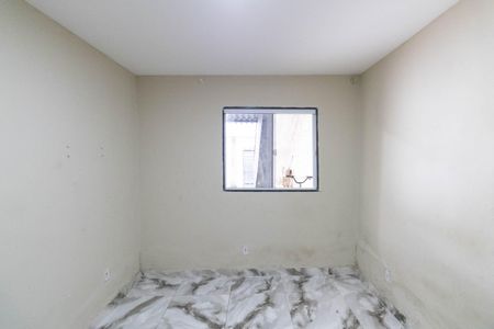 Quarto 1 de casa para alugar com 2 quartos, 120m² em Paciência, Rio de Janeiro