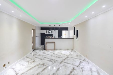 Sala de casa para alugar com 2 quartos, 120m² em Paciência, Rio de Janeiro