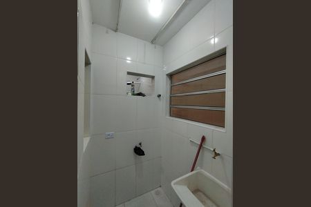 Área de Serviço de casa para alugar com 1 quarto, 27m² em Sacoma, São Paulo