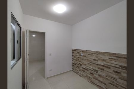 Quarto  de casa para alugar com 1 quarto, 27m² em Sacoma, São Paulo