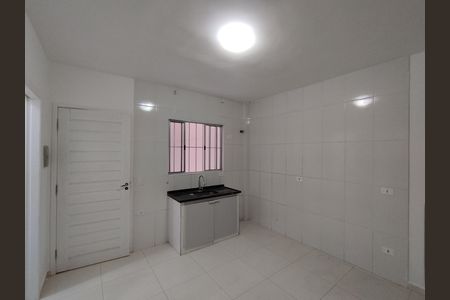 Cozinha - Torneira de casa para alugar com 1 quarto, 27m² em Sacoma, São Paulo