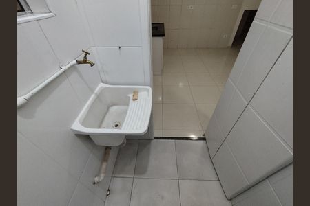 Área de Serviço de casa para alugar com 1 quarto, 27m² em Sacoma, São Paulo